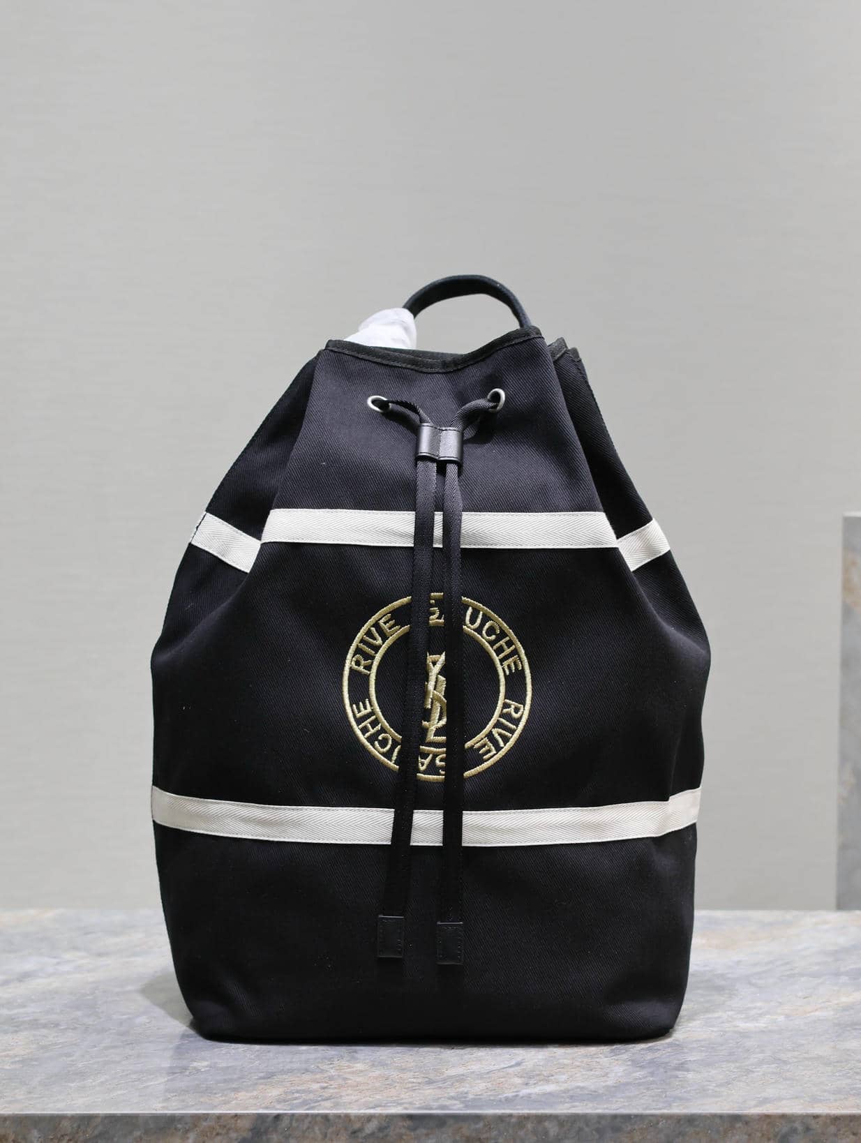 1 Bucket Bag-18